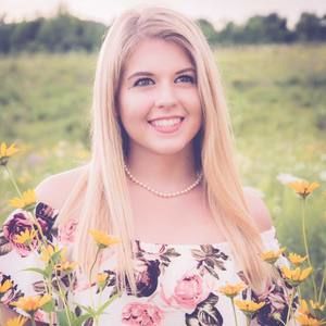 Meet your Posher, Olivia